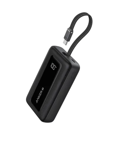 Anker Zolo 行動電源（10K，30W）配備 5.4 吋（13.7 厘米）內置 USB-C 充電線。