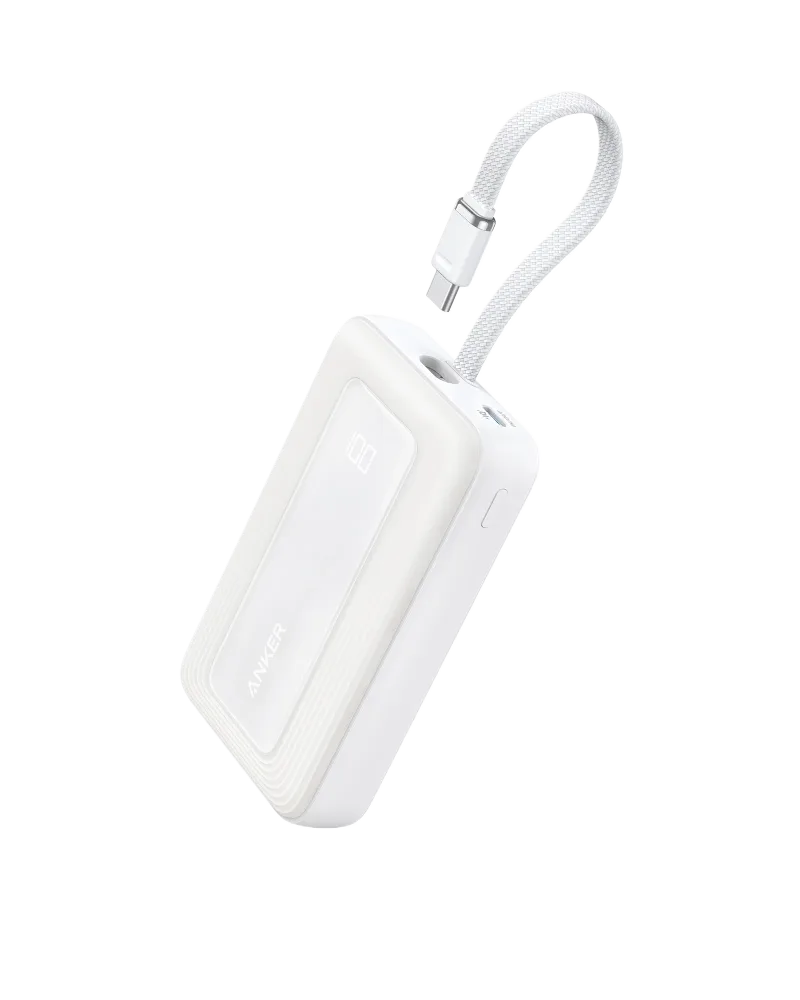 Anker Zolo 行動電源（10K，30W）配備 5.4 吋（13.7 厘米）內置 USB-C 充電線。