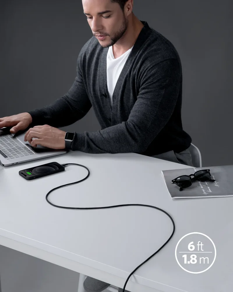 Anker <b>641</b> USB-C 至 Lightning 充電線 (Flow, 3 呎矽膠)